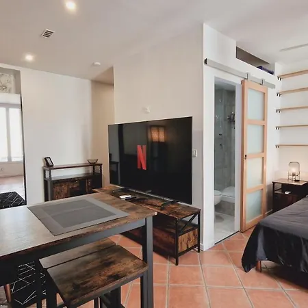Loft Place Massena Апартаменты